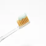 Dentello Fresh Breath Toothpaste (100g)